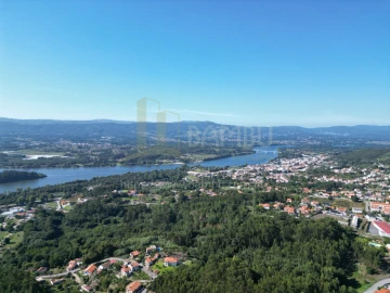 Terreno para Venda em Loivo