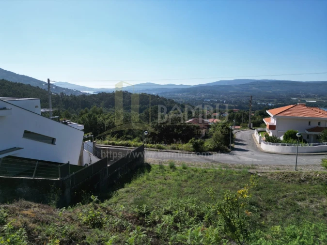 Terreno para Venda em Loivo Foto 9