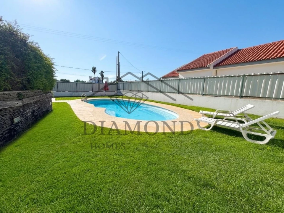 Moradia T4 para Venda em Benavente Foto 31