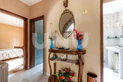 Moradia T5 para Venda em Unhais da Serra