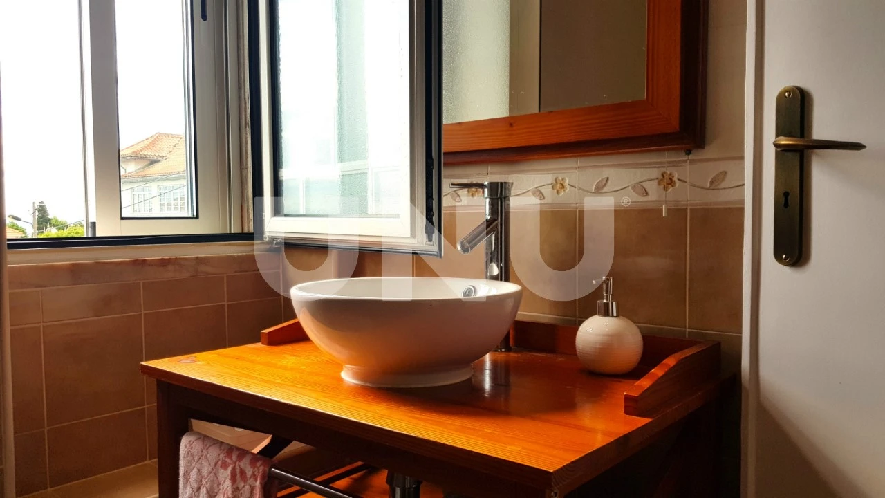 Apartamento T2 para Arrendamento em Covilhã e Canhoso Foto 12