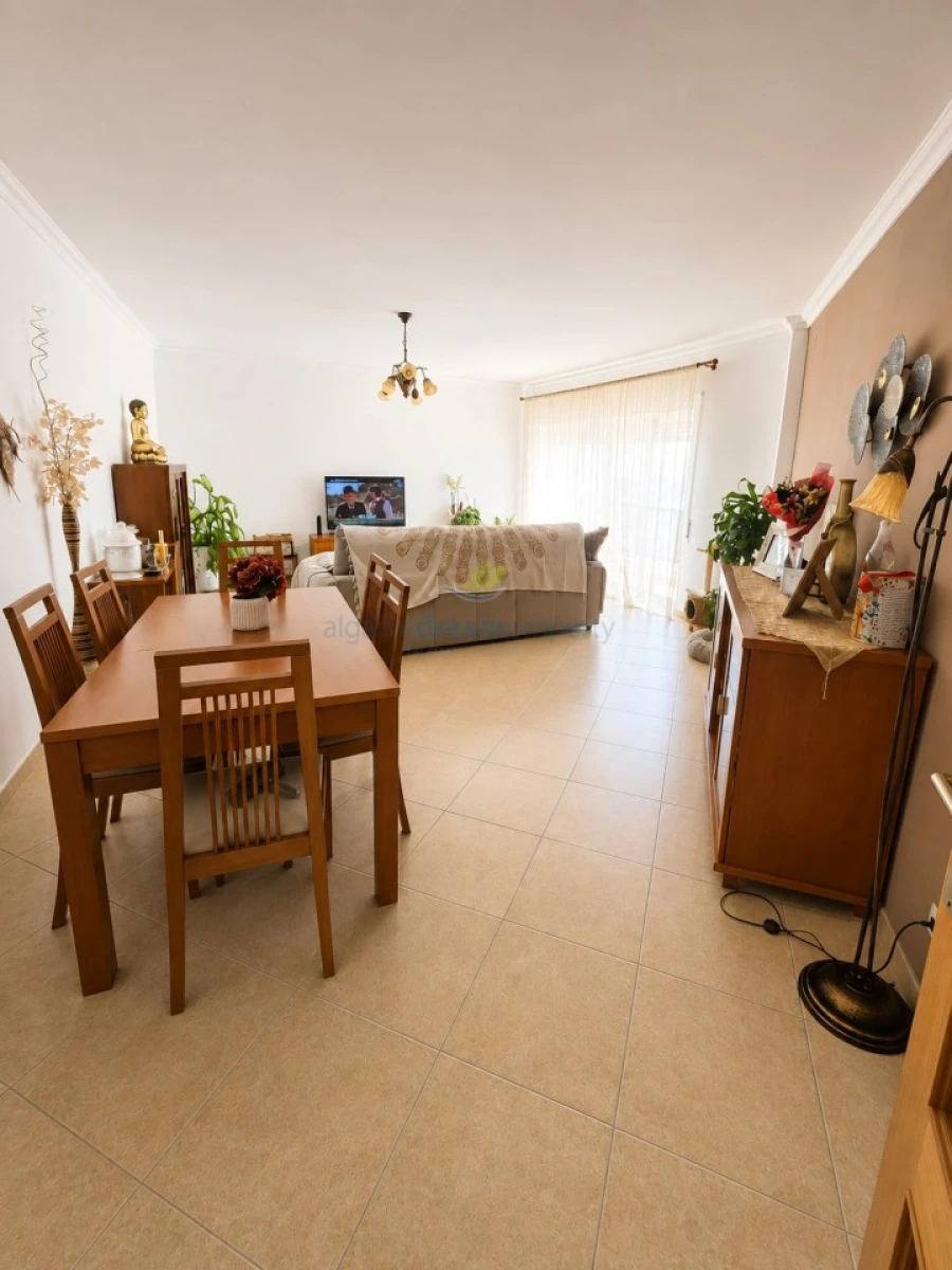 Apartamento T3 para Venda em Quarteira Foto 14