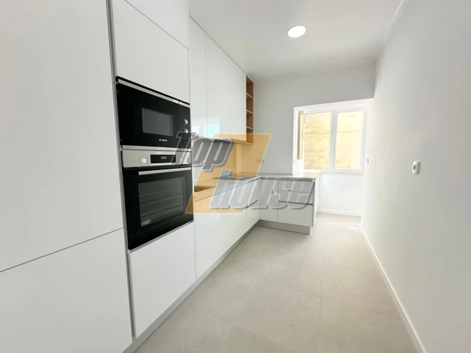 Apartamento T3 para Venda em Almada, Cova da Piedade, Pragal e Cacilhas Foto 5