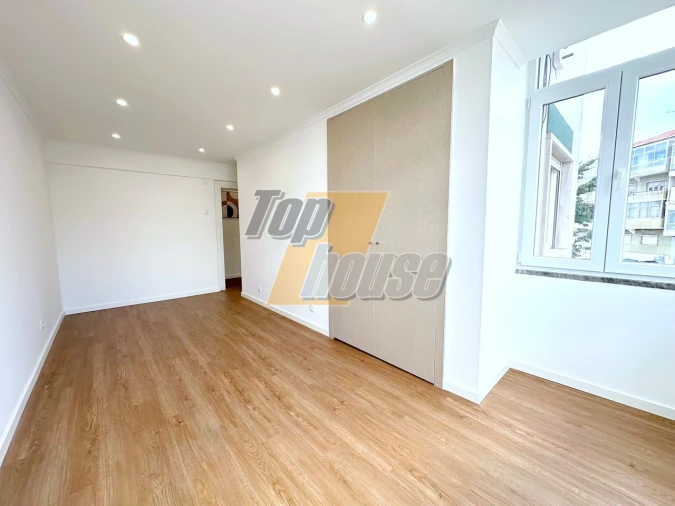 Apartamento T3 para Venda em Almada, Cova da Piedade, Pragal e Cacilhas Foto 11