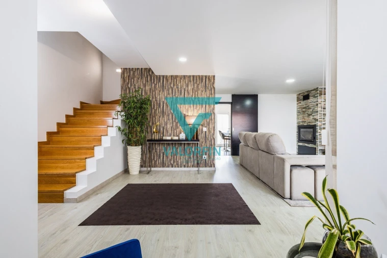 Moradia T4 para Venda em Leiria, Pousos, Barreira e Cortes Foto 18