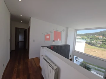 Moradia T5 para Venda em Malveira e São Miguel de Alcainça