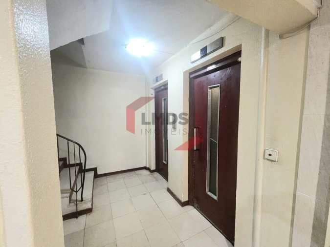Apartamento T3 para Venda em Oliveira do Douro Foto 5