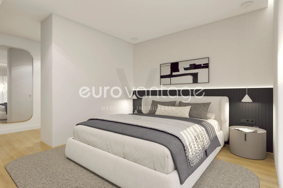 Apartamento T1 para Venda em Parceiros e Azoia Foto 11
