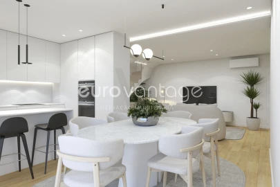 Apartamento T1 para Venda em Parceiros e Azoia