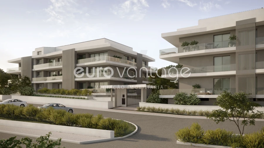 Apartamento T1 para Venda em Parceiros e Azoia Foto 2