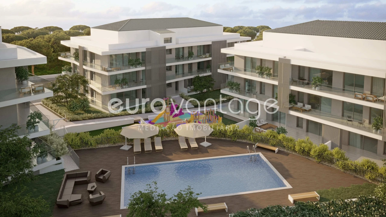 Apartamento T1 para Venda em Parceiros e Azoia Foto 1