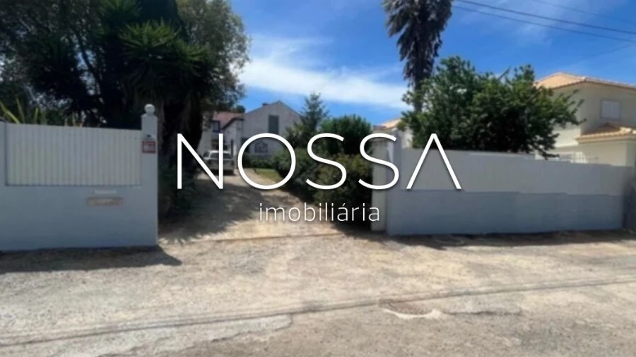 Moradia T4 para Venda em Sesimbra (Castelo)