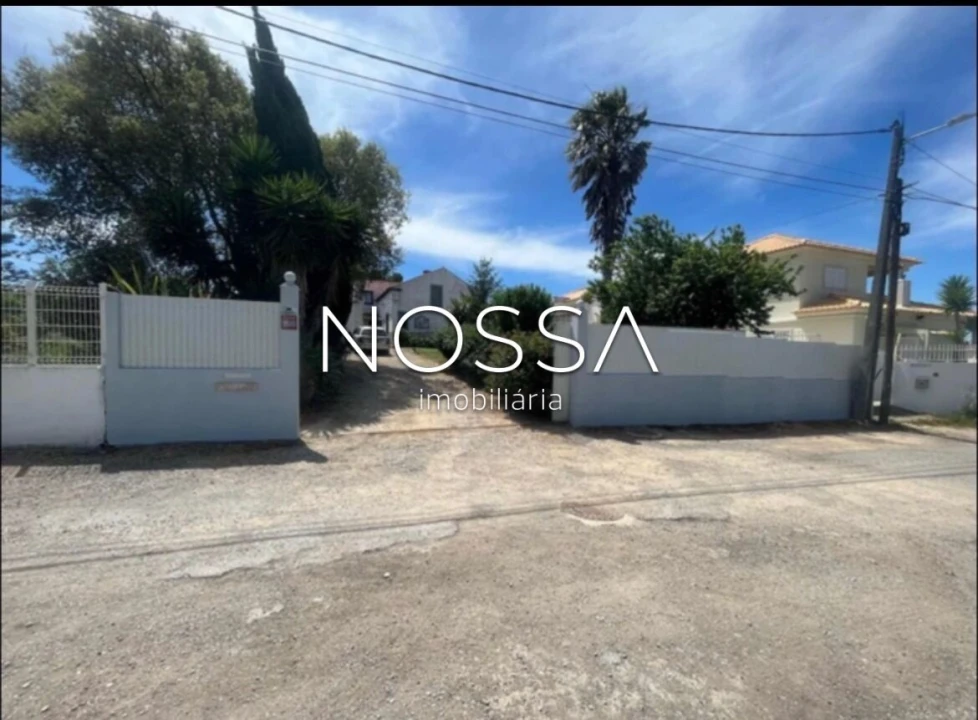 Moradia T4 para Venda em Sesimbra (Castelo) Foto 1