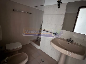Moradia T4 para Venda em Couço