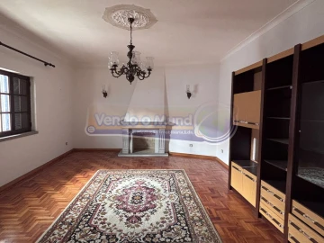 Moradia T4 para Venda em Couço