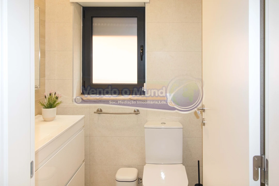 Moradia T3 para Venda em Samora Correia Foto 11