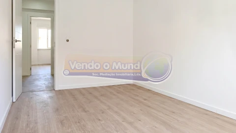 Apartamento T2 para Venda em Cacém e São Marcos