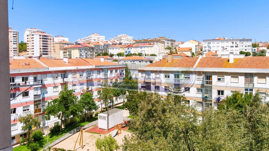 Apartamento T2 para Venda em Cacém e São Marcos Foto 3