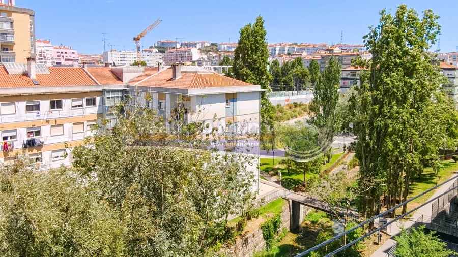 Apartamento T2 para Venda em Cacém e São Marcos Foto 9