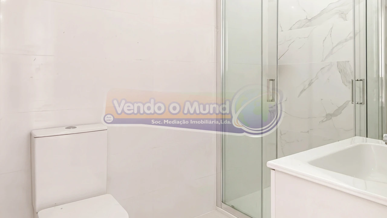 Apartamento T2 para Venda em Cacém e São Marcos Foto 16