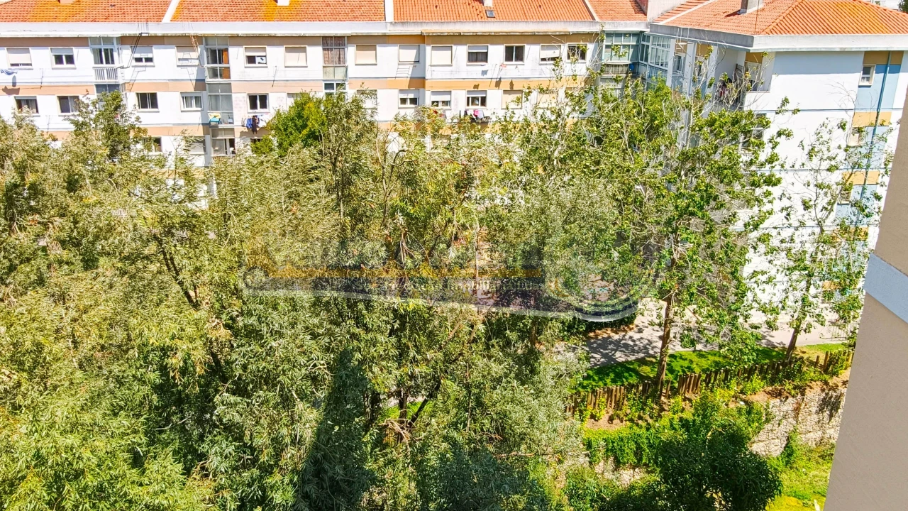 Apartamento T2 para Venda em Cacém e São Marcos Foto 19