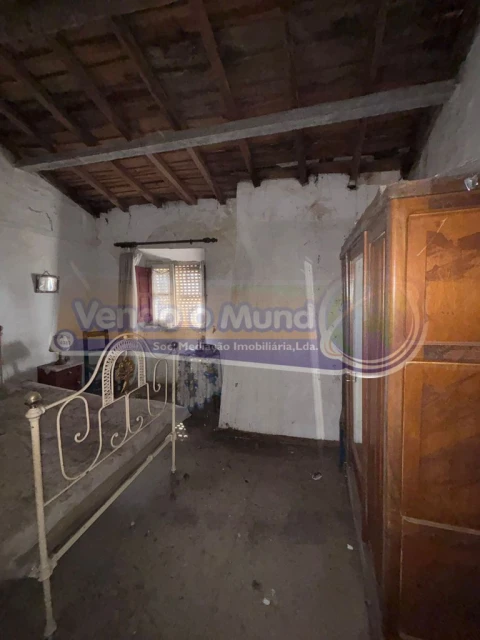 Moradia T2 para Venda em Mora