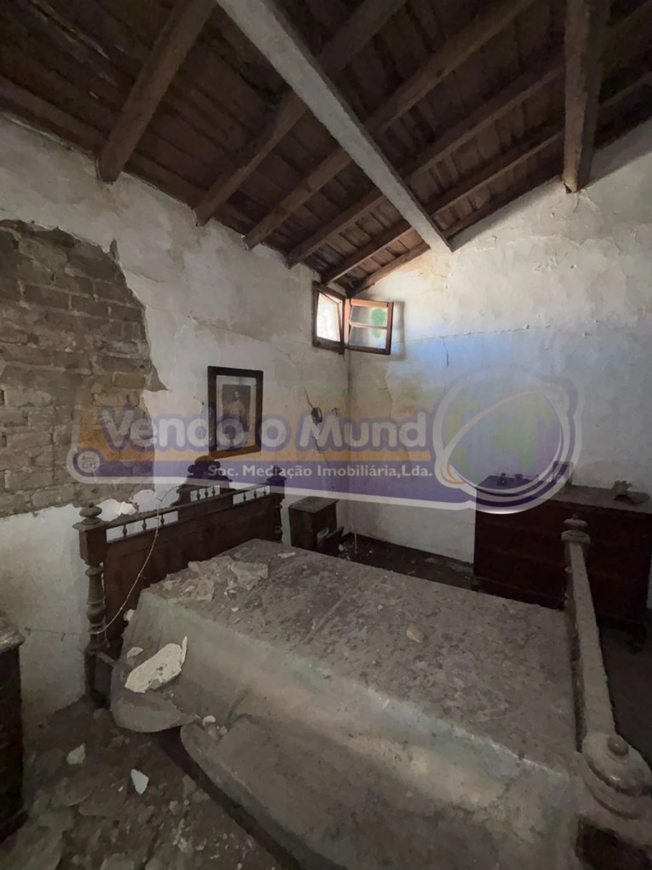 Moradia T2 para Venda em Mora Foto 12