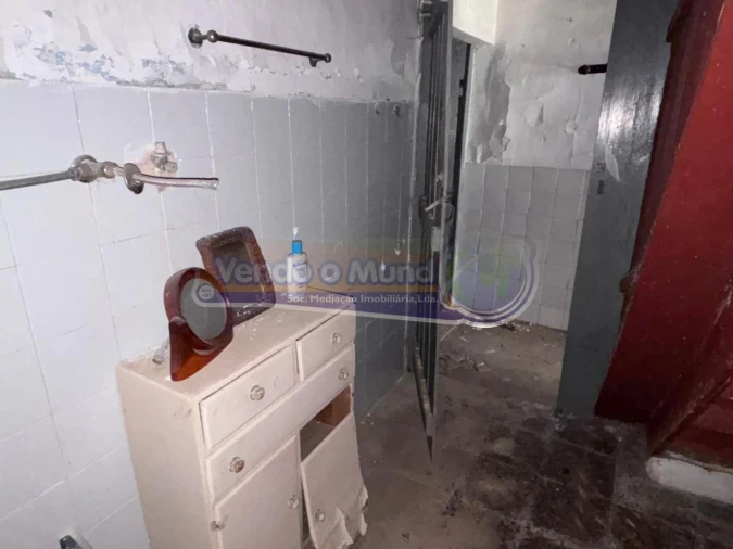 Moradia T2 para Venda em Mora Foto 7