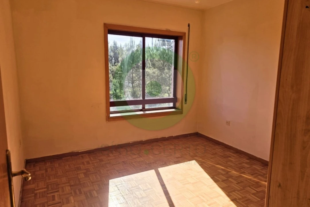 Apartamento T3 para Venda em Fânzeres e São Pedro da Cova Foto 8