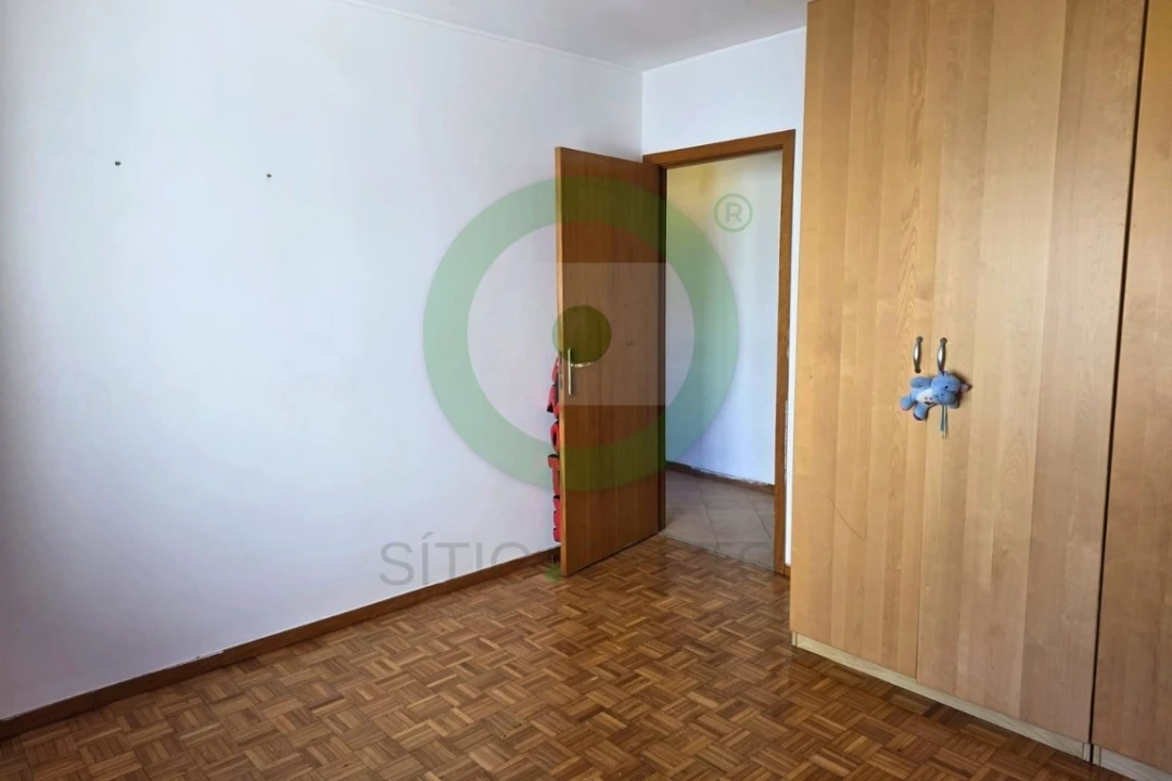 Apartamento T3 para Venda em Fânzeres e São Pedro da Cova Foto 4