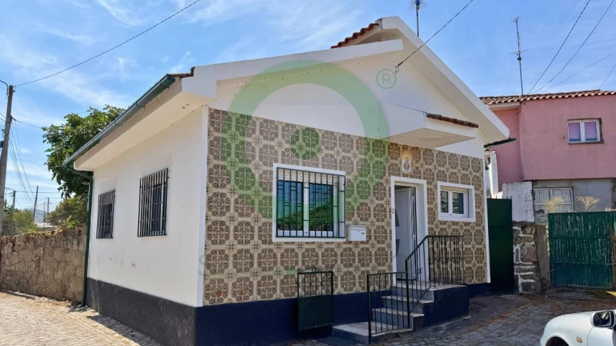 Moradia T2 para Venda em Outeiro Seco