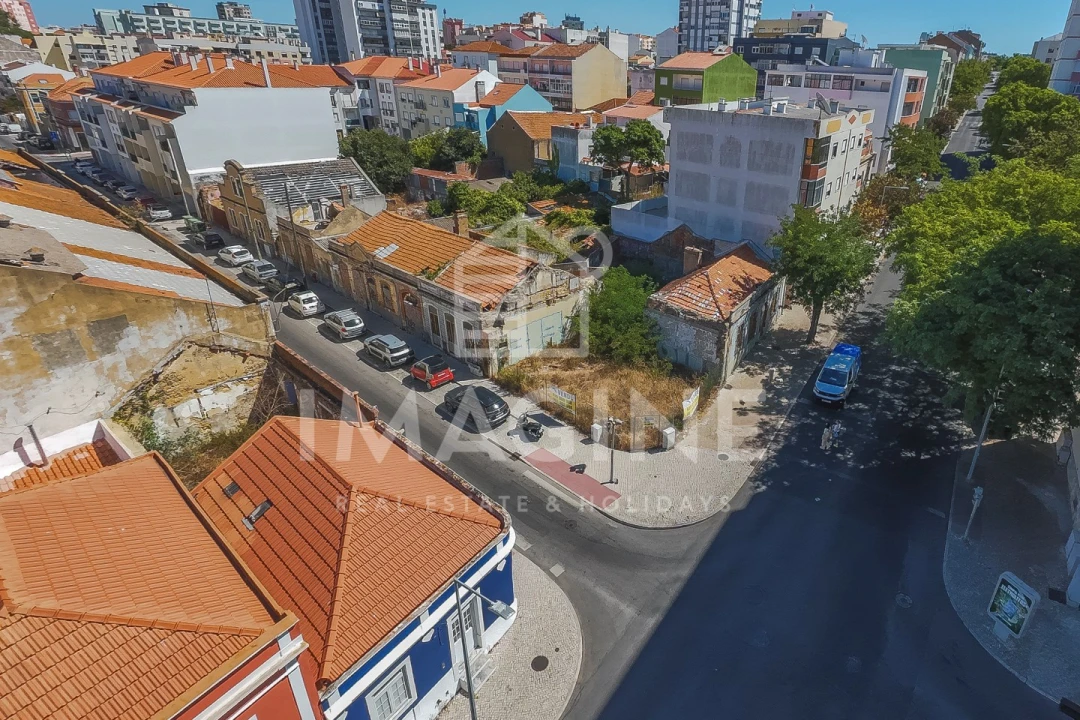 Prédio para Venda em Setubal (São Sebastião) Foto 4