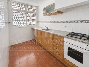 Apartamento T3 para Venda em Sé e São Lourenço
