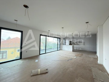 Apartamento T3 para Venda em Esgueira