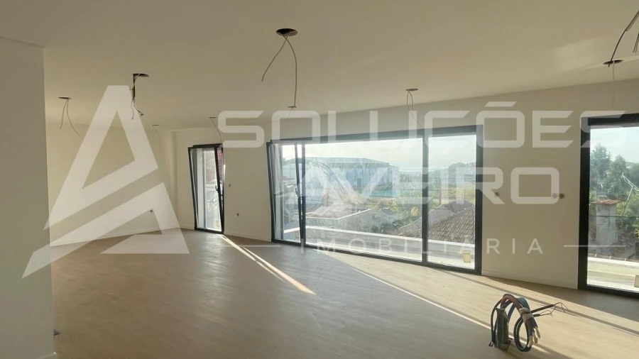 Apartamento T3 para Venda em Esgueira