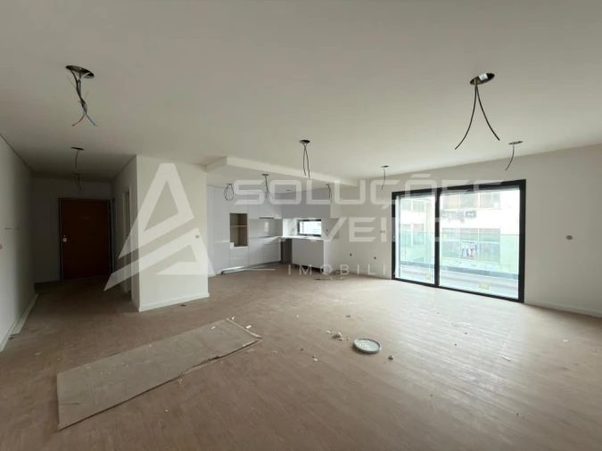 Apartamento T2 para Venda em Esgueira Foto 3