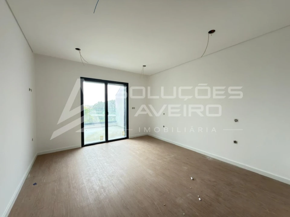 Apartamento T3 para Venda em Esgueira Foto 16