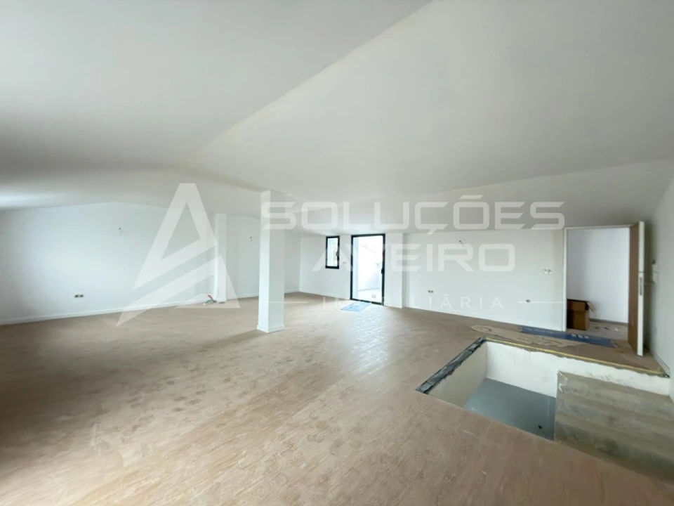Apartamento T3 para Venda em Esgueira Foto 7