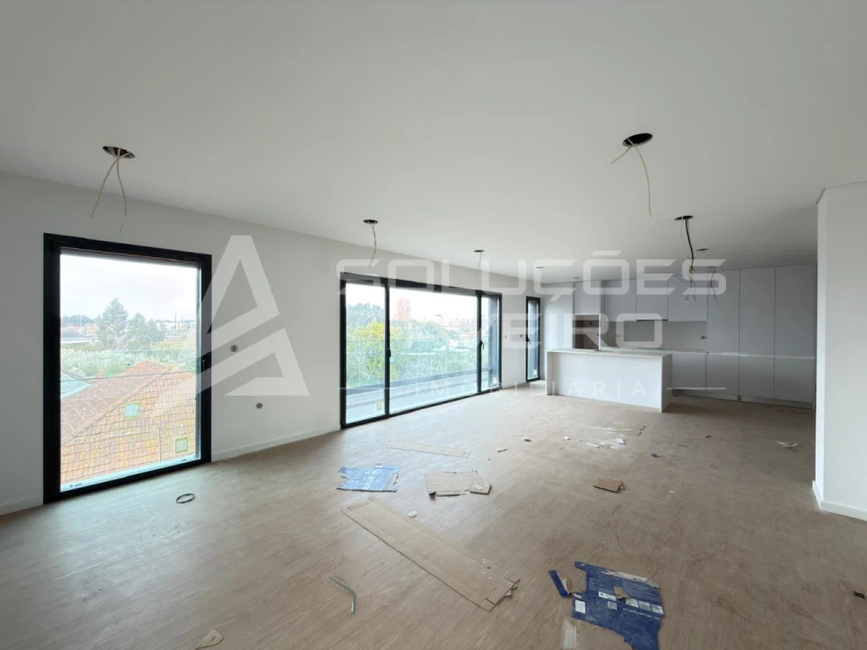 Apartamento T3 para Venda em Esgueira Foto 27