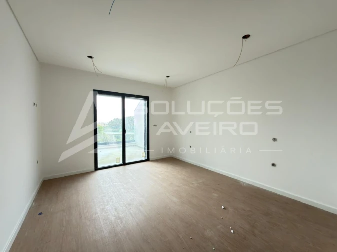 Apartamento T3 para Venda em Esgueira Foto 16