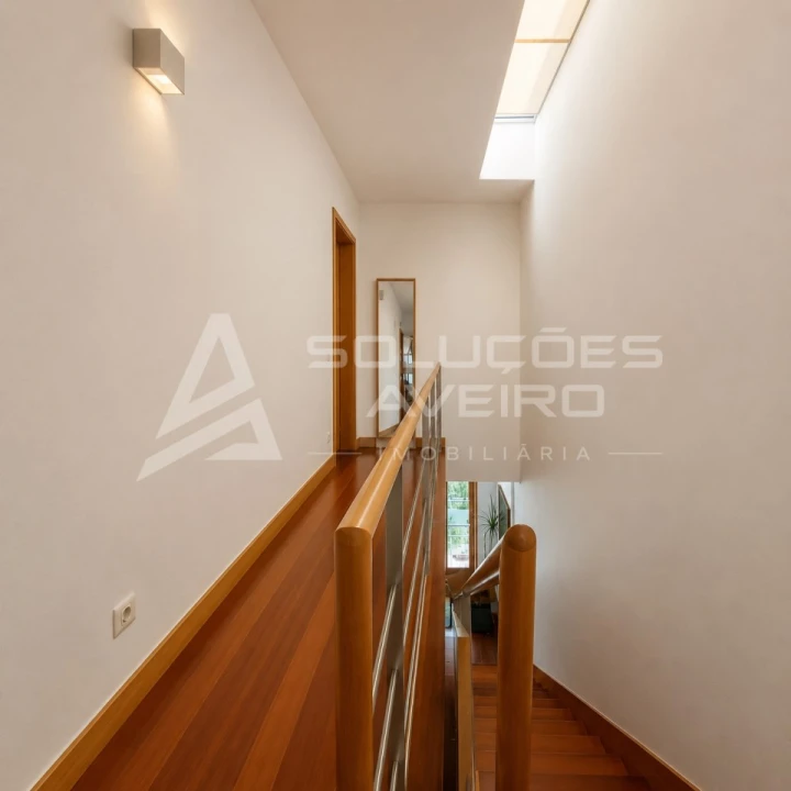 Apartamento T4 para Venda em Glória e Vera Cruz Foto 23