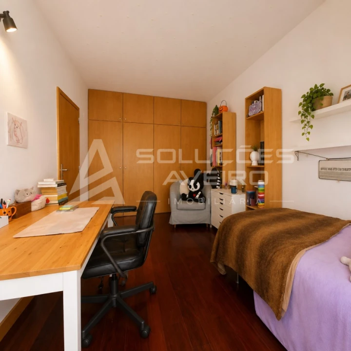 Apartamento T4 para Venda em Glória e Vera Cruz Foto 26