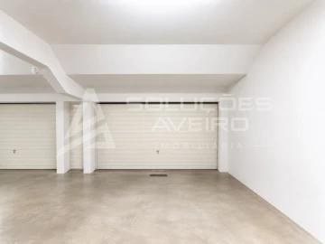 Apartamento T4 para Venda em Glória e Vera Cruz