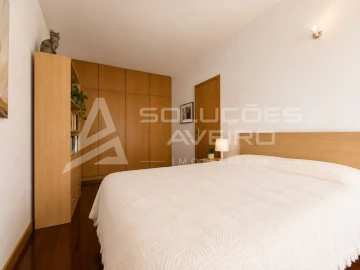 Apartamento T4 para Venda em Glória e Vera Cruz