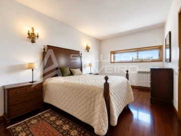 Apartamento T4 para Venda em Glória e Vera Cruz