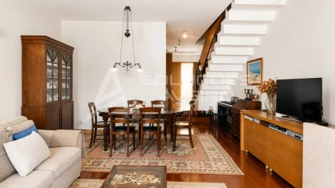 Apartamento T4 para Venda em Glória e Vera Cruz