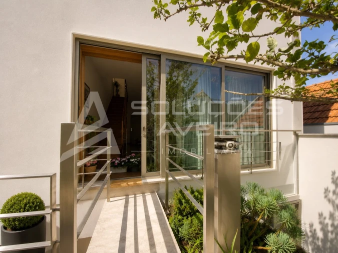 Apartamento T4 para Venda em Glória e Vera Cruz Foto 9