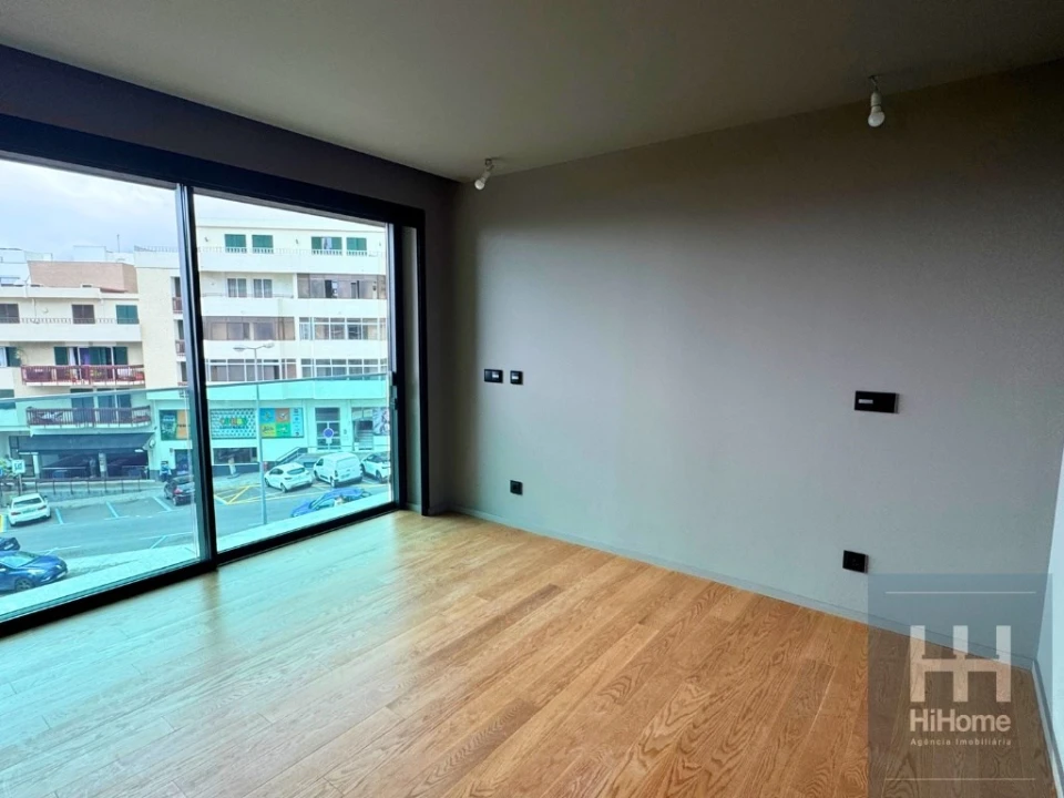Apartamento T1 para Venda em São Martinho Foto 16