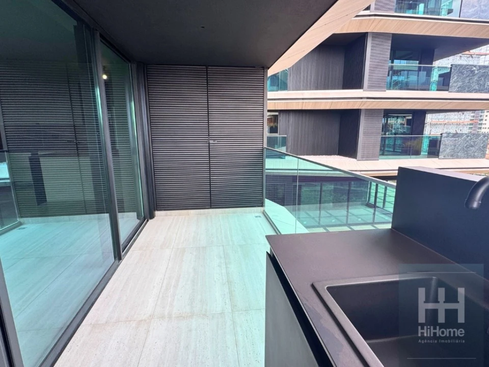 Apartamento T1 para Venda em São Martinho Foto 14