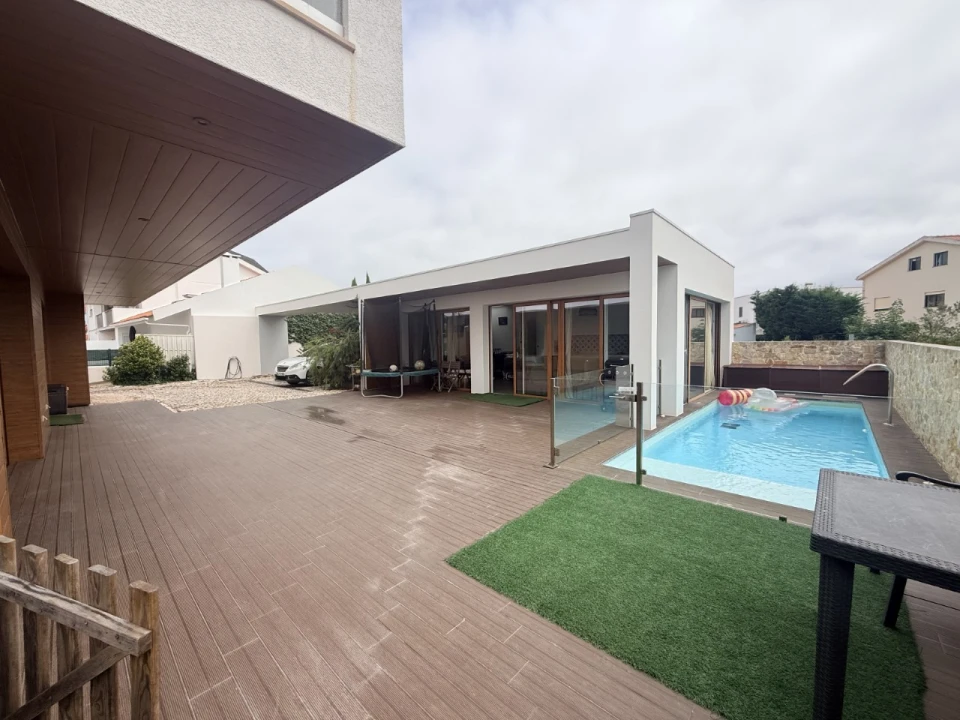 Moradia T4 para Venda em São Martinho do Porto Foto 15